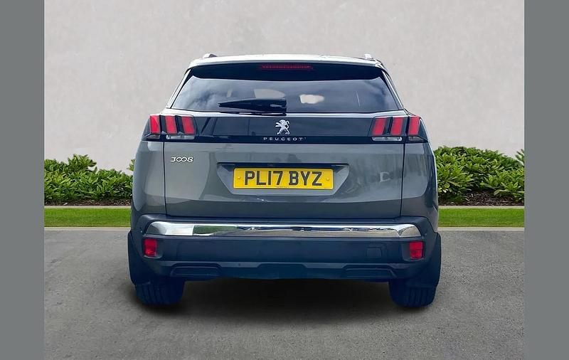 Used Peugeot 3008 Allure 117 HP (86 kW) 2017 Grey SUV