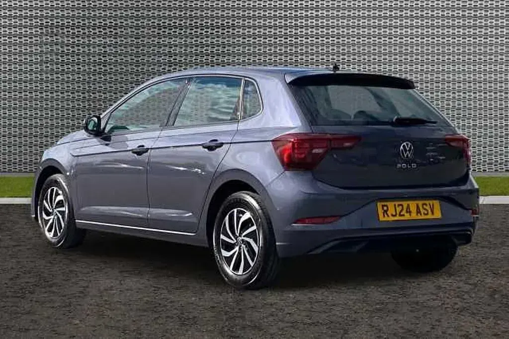 Used VW Polo 95 HP (69 kW) 2024 Hatchback