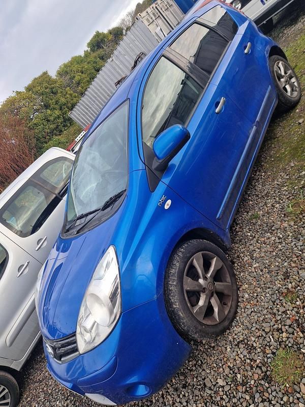 Used Nissan Note N-TEC 90 HP (66 kW) 2010 Blue MPV