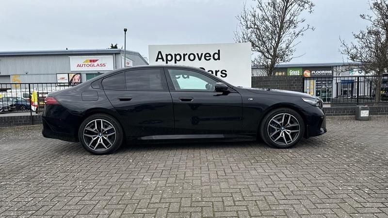 Used BMW i5 M Sport 246 kW (335 HP) 2025 Black Sedan