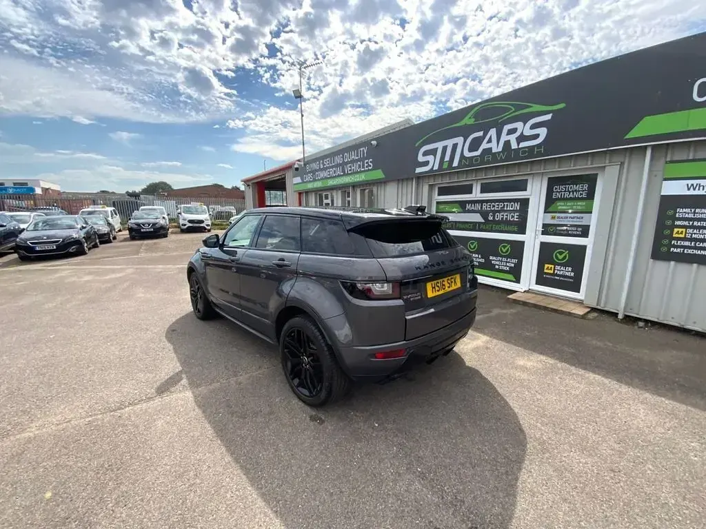 Used Land Rover Range Rover evoque HSE Dynamic 180 HP (132 kW) 2016 Grey SUV
