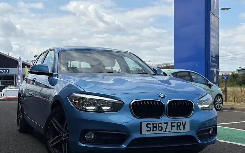 Used BMW 118 Sport Line 136 HP (100 kW) 2017 Hatchback