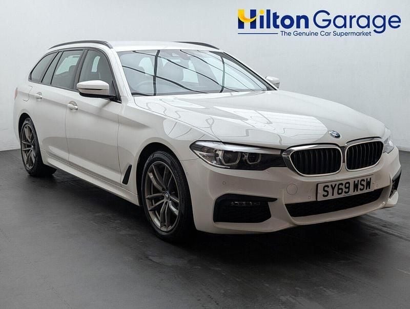 White Used 2020 BMW 520 M Sport Estate | £19,850 (Good price) - Image 1/4