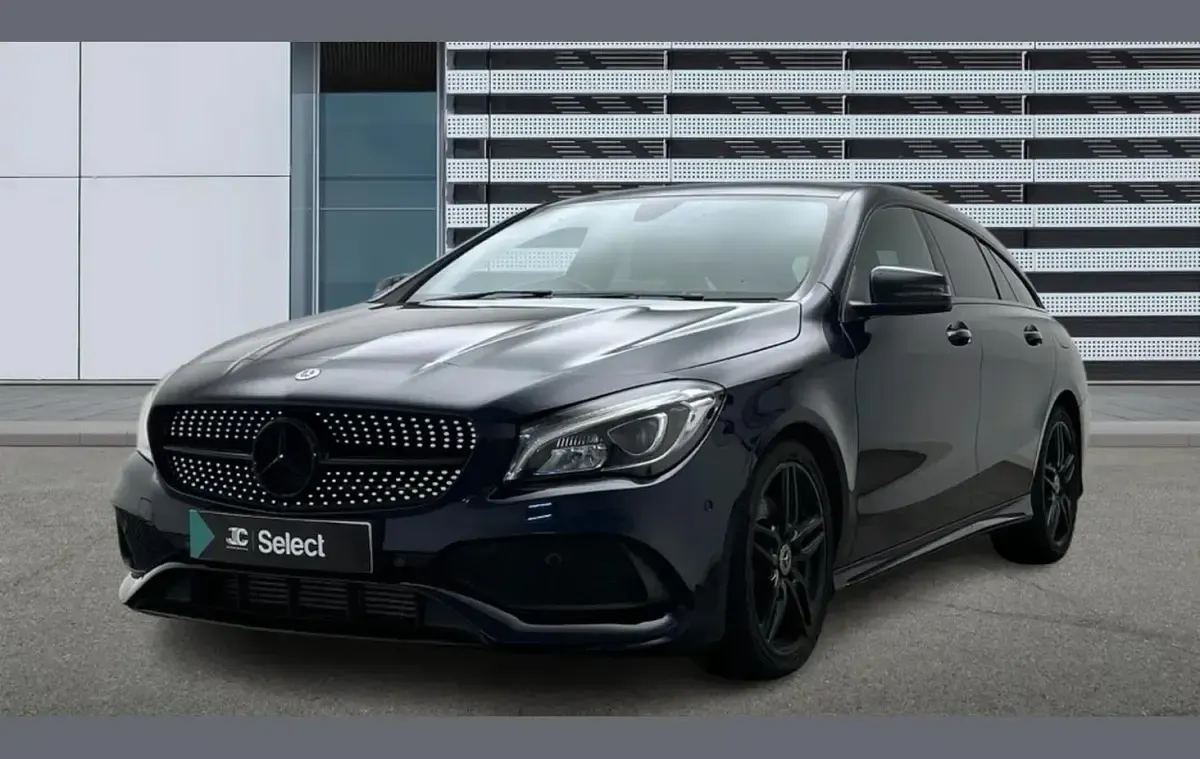Used Mercedes CLA220 AMG line 174 HP (127 kW) 2017 Blue Coupe