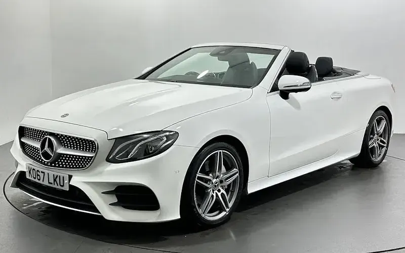 Used Mercedes E220 AMG Line Premium 194 HP (142 kW) 2020 Cabriolet