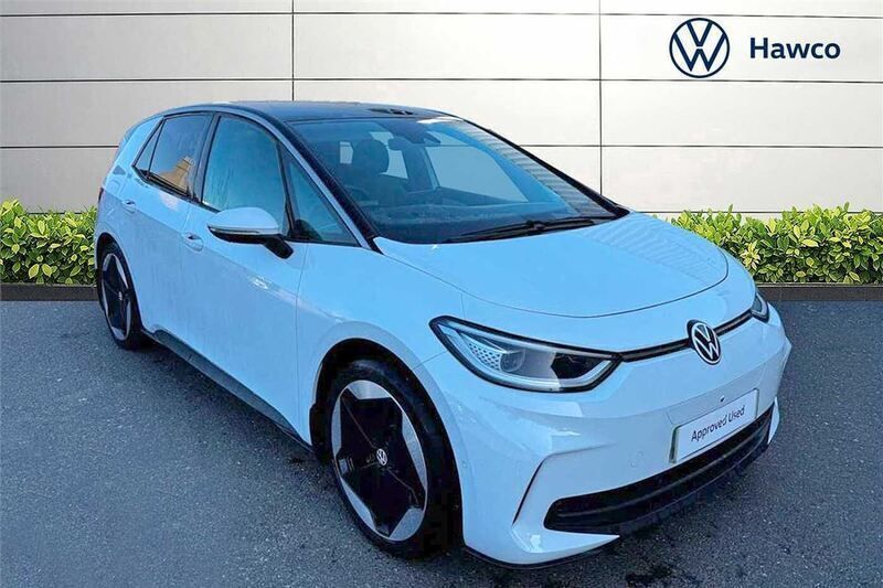 White Used 2025 VW ID.3 Pro Hatchback | £36,495 - Image 1/3