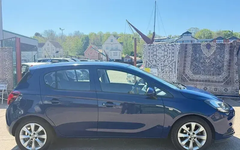 Begagnad Vauxhall Corsa 90 HK (66 kW) 2018 Blå Halvkombi
