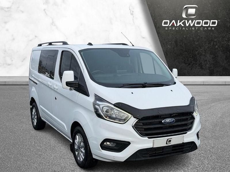 Used Ford Transit Custom Limited 170 HP (125 kW) 2021 White Van