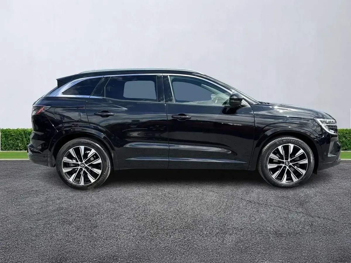 Used Renault Austral Techno 200 HP (147 kW) 2024 Black SUV