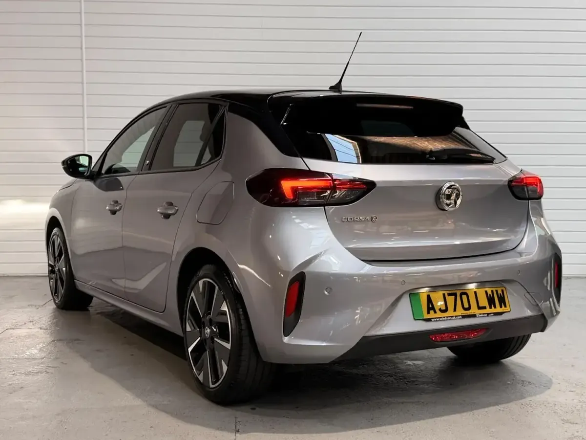 Used Vauxhall Corsa-e SRi 100 kW (136 HP) 2021 Grey Hatchback