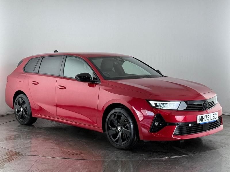 Used Vauxhall Astra S 130 HP (95 kW) 2024 Red Estate