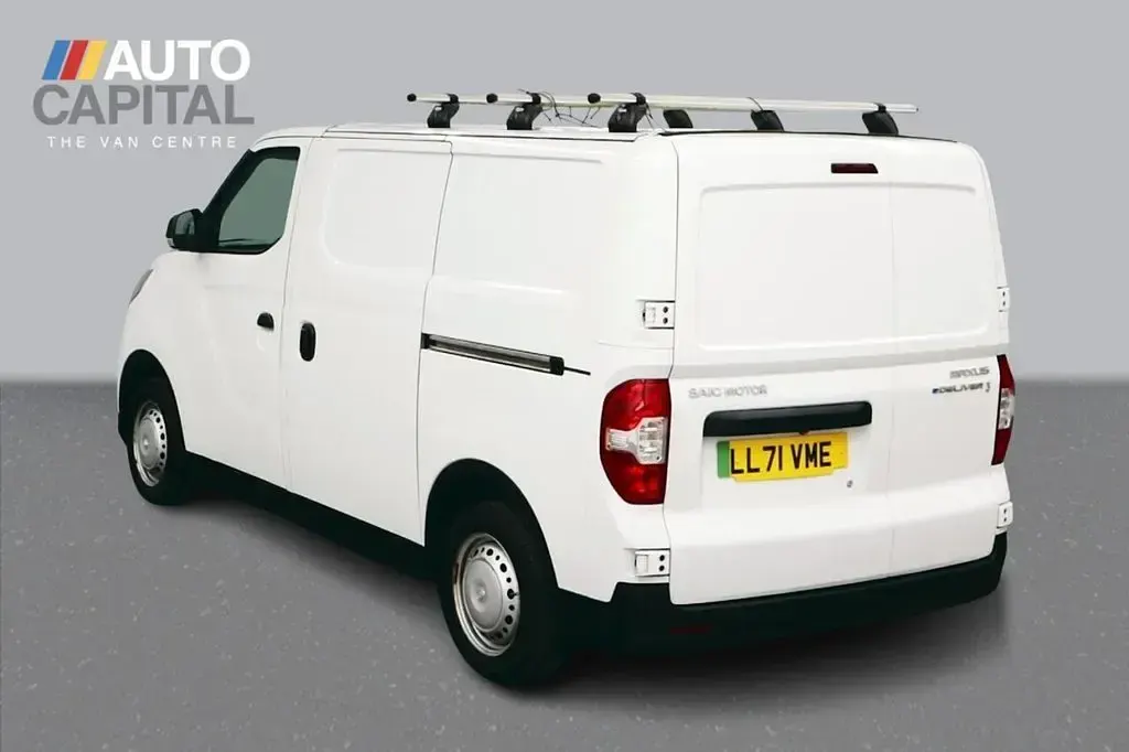 Used Maxus eDeliver 3 89 kW (122 HP) 2021 White Van