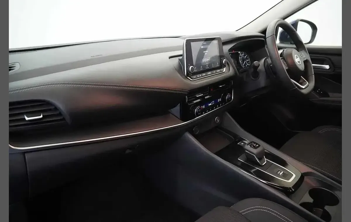 Used Nissan Qashqai Acenta Premium 155 HP (114 kW) 2023 Black SUV