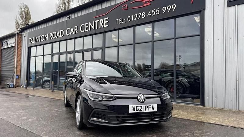 Used VW Golf VII Style 150 HP (110 kW) 2021 Black Hatchback