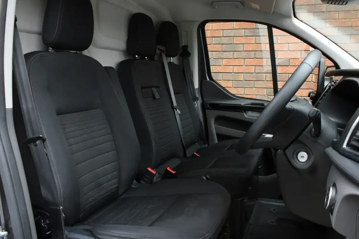 Used Ford Transit Custom Limited 170 HP (125 kW) 2020 Grey Van