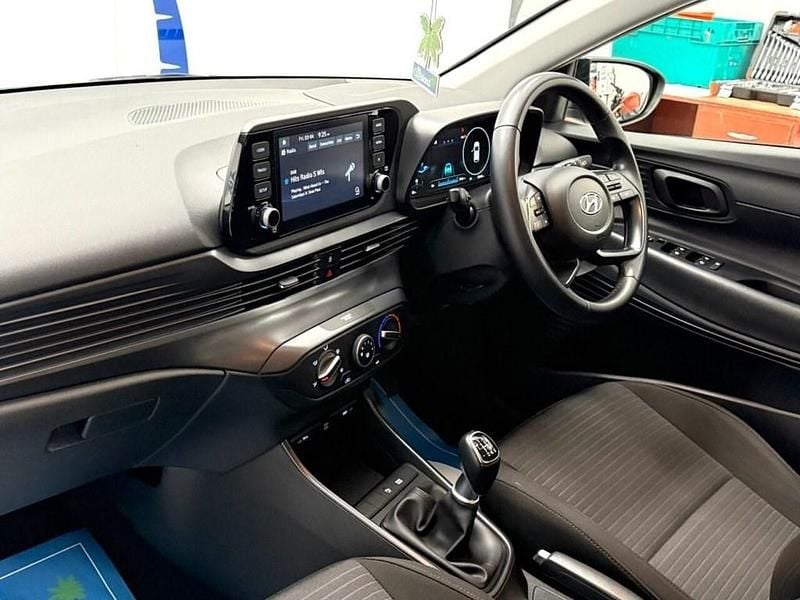 Used Hyundai i20 SE 2023 Green Hatchback