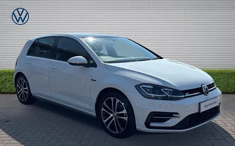 Used VW Golf VII R-line Edition 150 HP (110 kW) 2020 Hatchback