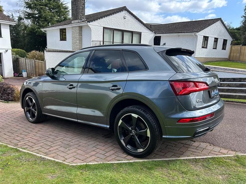 Used Audi Q5 Black Edition 190 HP (139 kW) 2019 Grey SUV