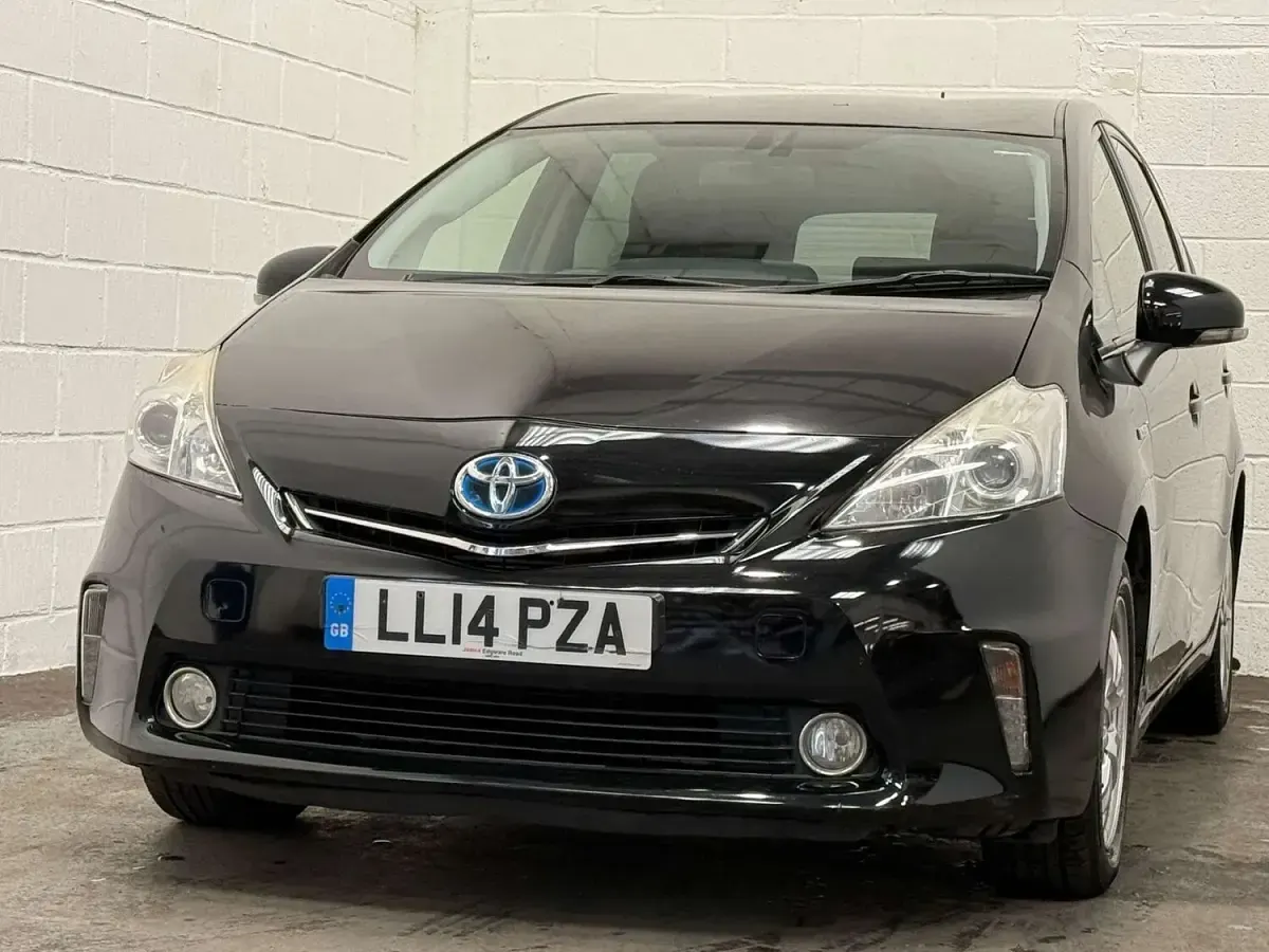 Used Toyota Prius+ 136 HP (100 kW) 2014 Black MPV
