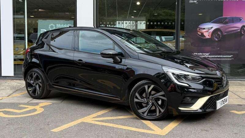 Black Used 2023 Renault Clio V Engineered Hatchback | £17,195 (Fair price) - Image 1/3