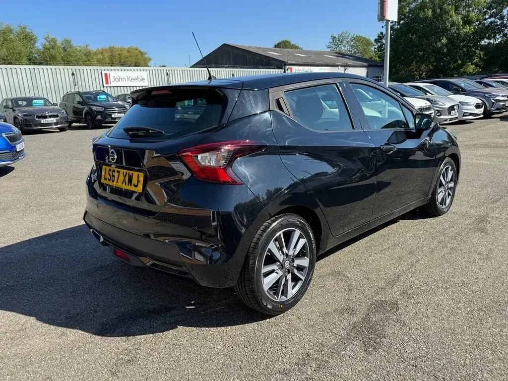Used Nissan Micra Acenta 90 HP (66 kW) 2017 Black Hatchback