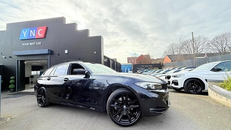 Used BMW 330e Sport Line 288 HP (211 kW) 2023 Black Estate