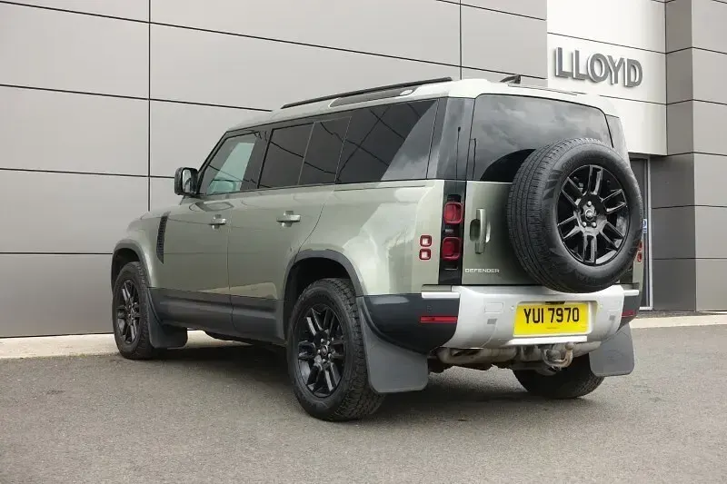 Used Land Rover Defender SE 2023 Green SUV