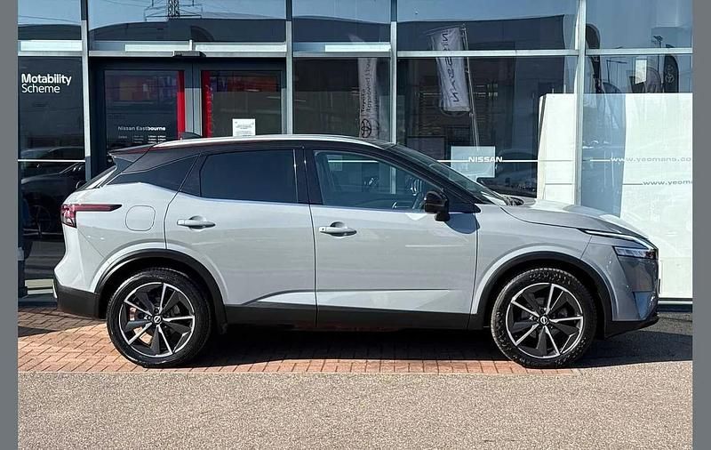 Used Nissan Qashqai Tekna 155 HP (114 kW) 2022 Grey SUV