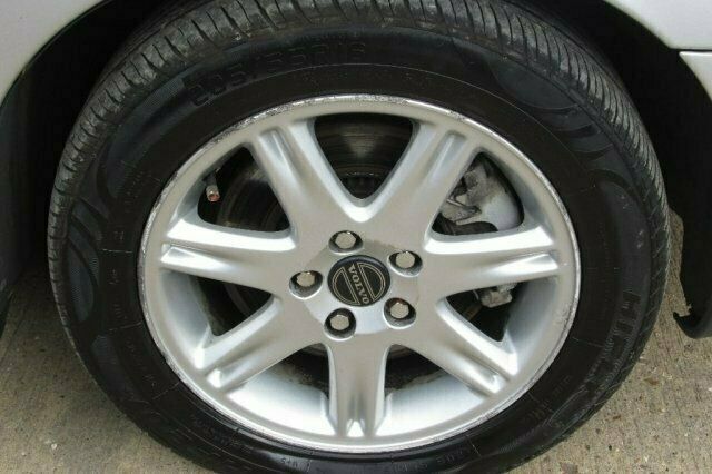 Used Volvo S60 180 HP (132 kW) 2002 Sedan