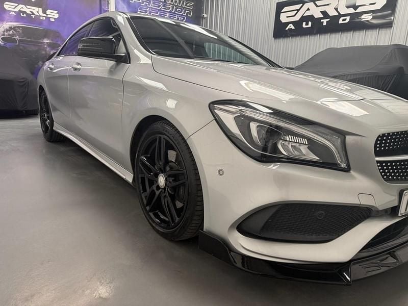 Usado Mercedes CLA220 AMG line 177 HP (130 kW) 2016 Prateado Sedan