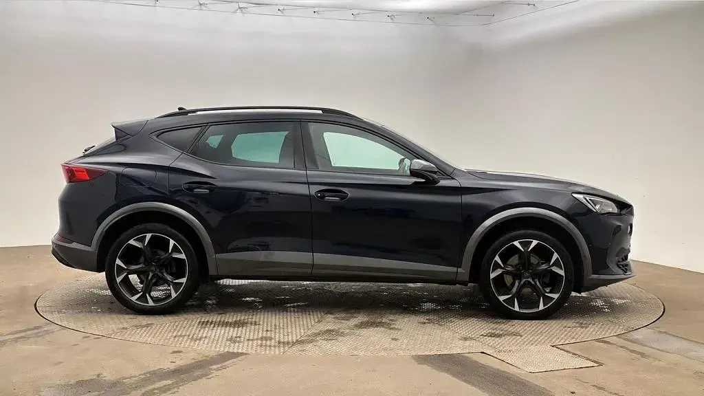 Used Cupra Formentor 150 HP (110 kW) 2023 Blue SUV