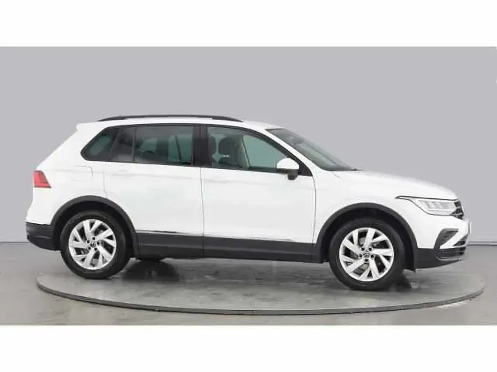 Used VW Tiguan Life 150 HP (110 kW) 2021 White SUV
