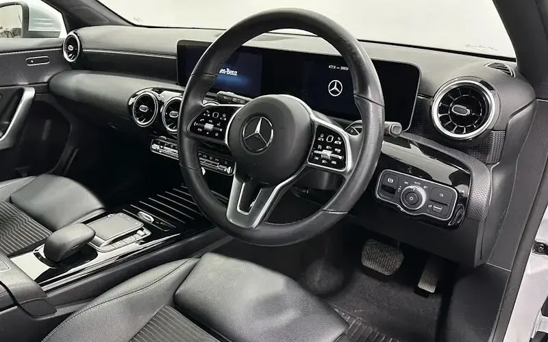 Used Mercedes A180 Executive 116 HP (85 kW) 2020 Silver Hatchback