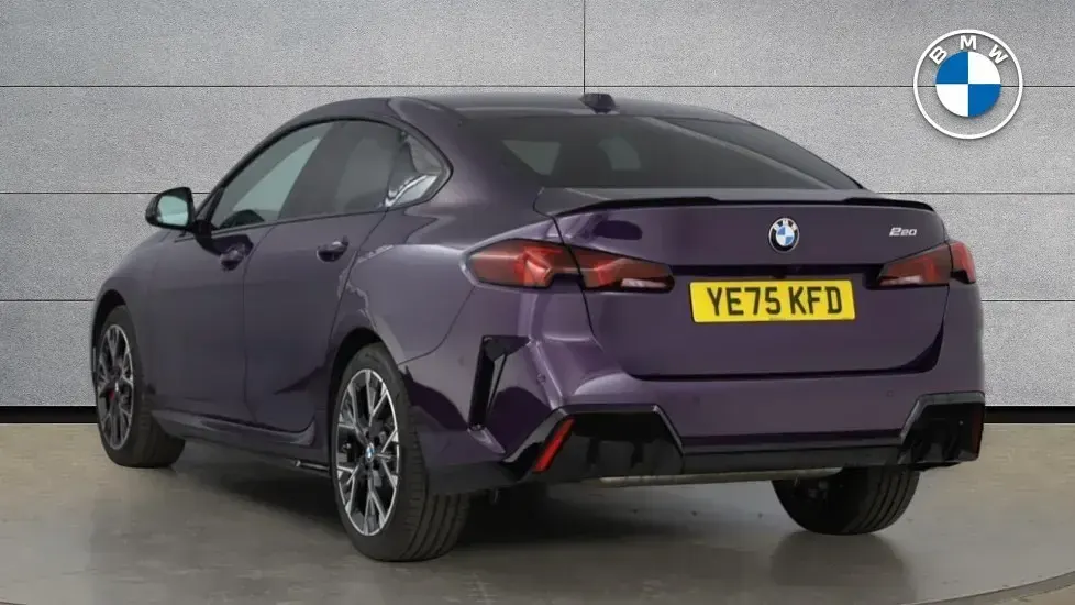 Usado BMW 220 M Sport 168 CV (123 kW) 2025 Púrpura Coupe