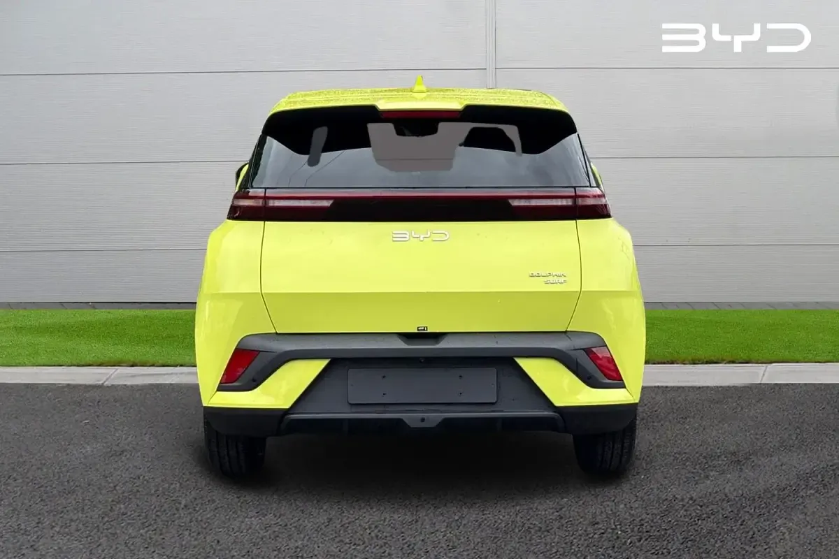 New BYD Dolphin Comfort 114 kW (156 HP) 2026 Green Hatchback