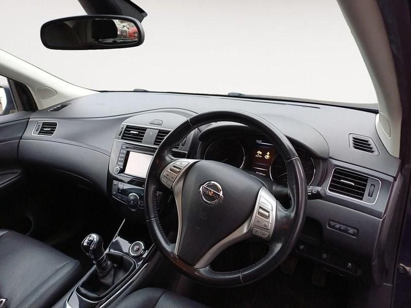 Used Nissan Pulsar S 110 HP (80 kW) 2015 Blue Hatchback