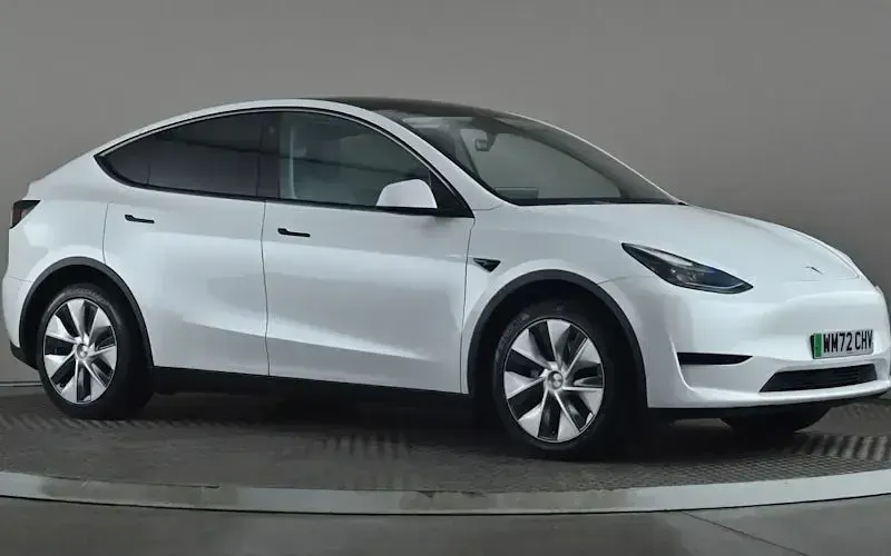 Usado Tesla Model Y RWD 219 kW (299 CV) 2024 SUV