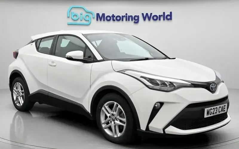 Used Toyota C-HR 122 HP (89 kW) 2023 SUV