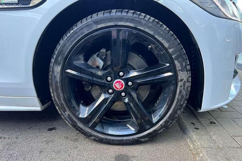 Used Jaguar XF R-Sport 2018 White Estate