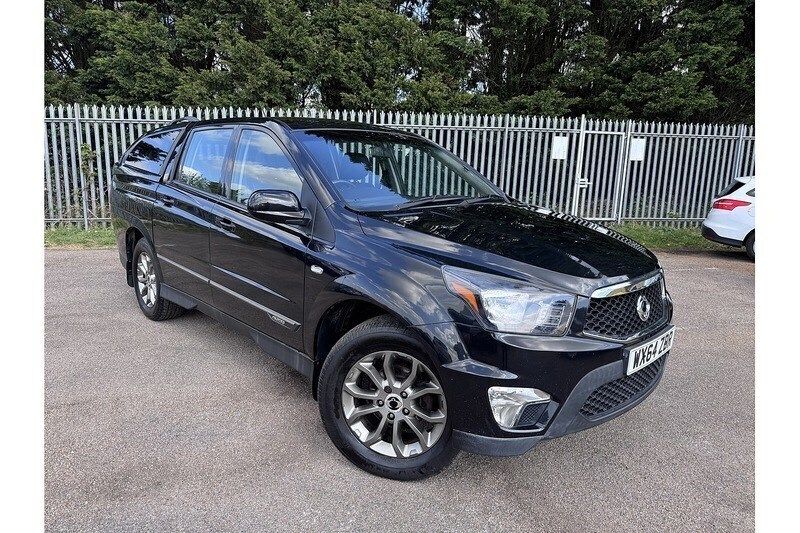 Black Used 2014 Ssangyong Korando Pickup | £8,945 (A bit pricey) - Image 1/4