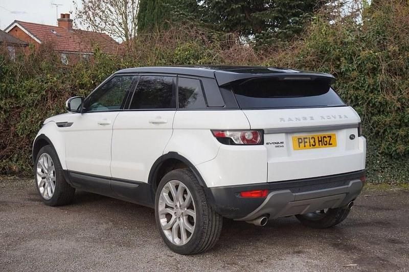 Used Land Rover Range Rover evoque Pure 190 HP (139 kW) 2013 White SUV