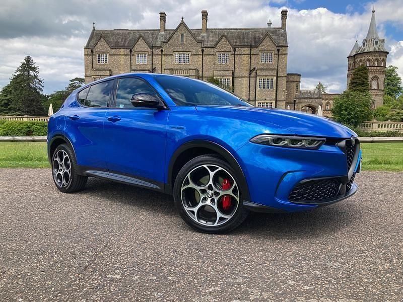 Used Alfa Romeo Tonale Veloce 2024 Blue metallic SUV