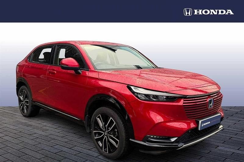 Second-hand Honda HR-V Advance 131 CP (96 kW) 2023 Roșu SUV