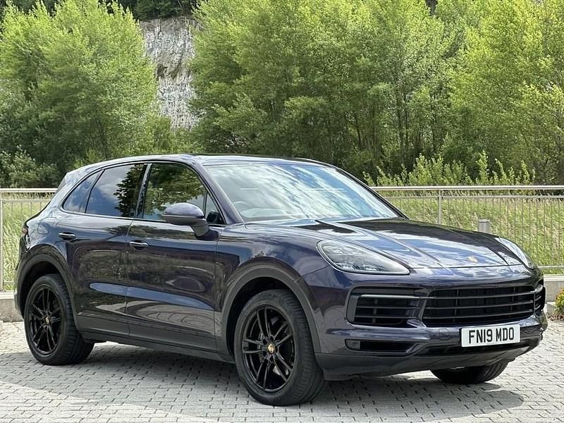 Purple Used 2019 Porsche Cayenne SUV | £36,490 (Super price) - Image 1/4
