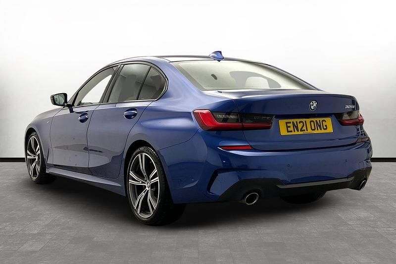Used BMW 320 M Sport 181 HP (133 kW) 2021 Blue Sedan