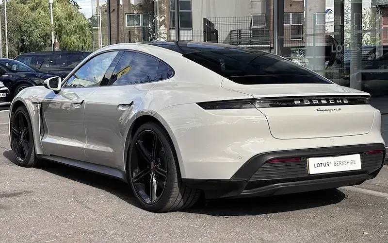 Used Porsche Taycan 389 kW (530 HP) 2023 Sedan