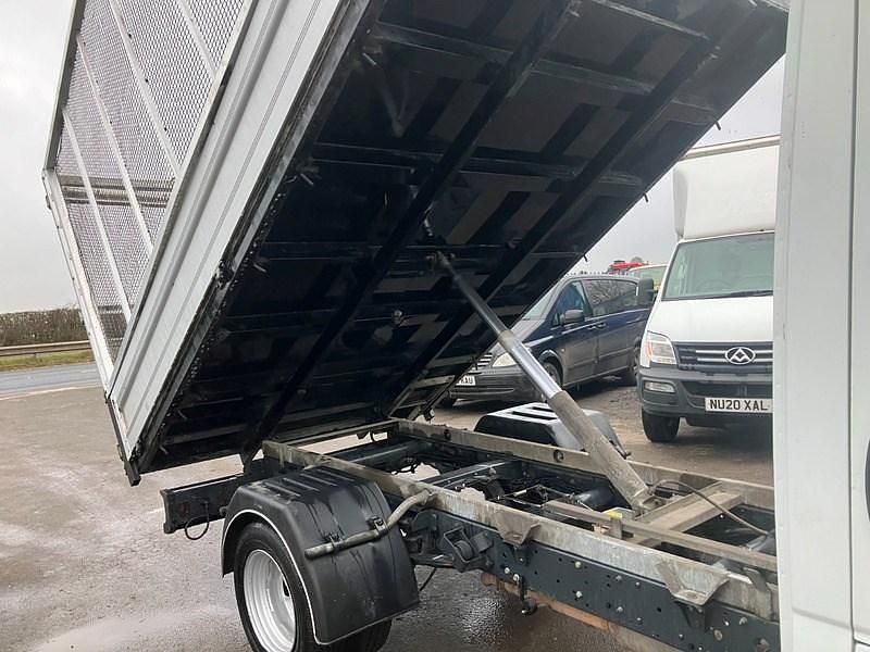 Used Iveco Daily 140 HP (102 kW) 2021 White