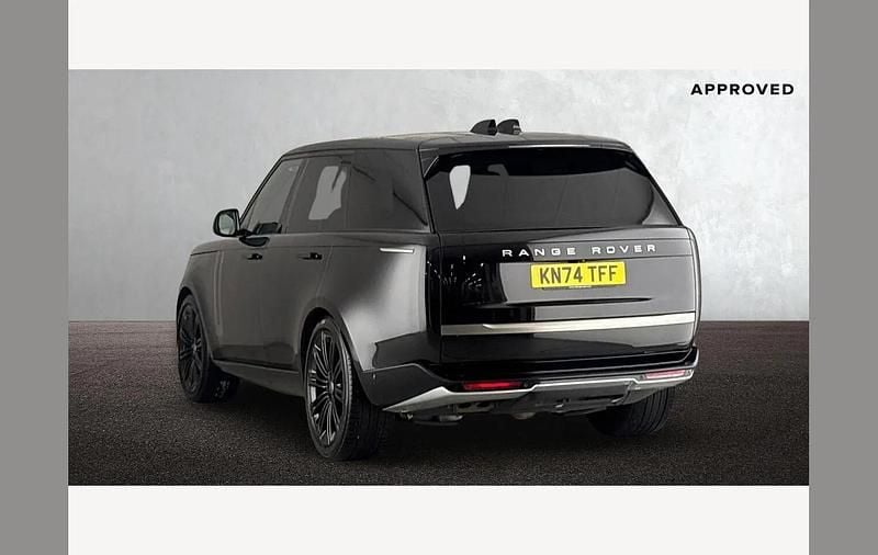 Used Land Rover Range Rover HSE 300 HP (220 kW) 2024 Black SUV