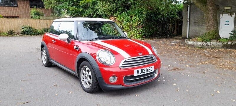 Red Used 2013 Mini Cooper Hatch Hatchback | £2,995 (Super price) - Image 1/4