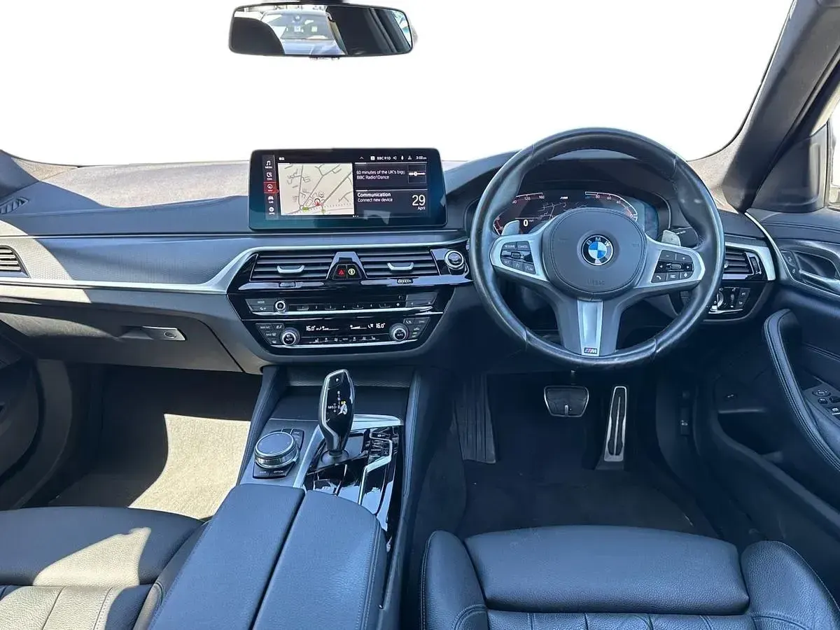 Used BMW 520 M Sport 187 HP (137 kW) 2022 White Sedan